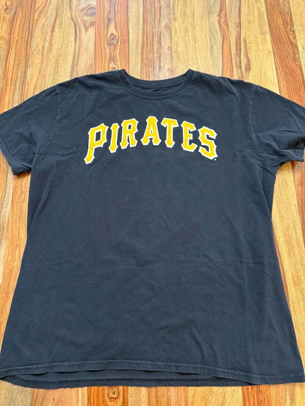 Majestic Pittsburgh Pirates Roberto Clemente #21 T-Shirt Size XL